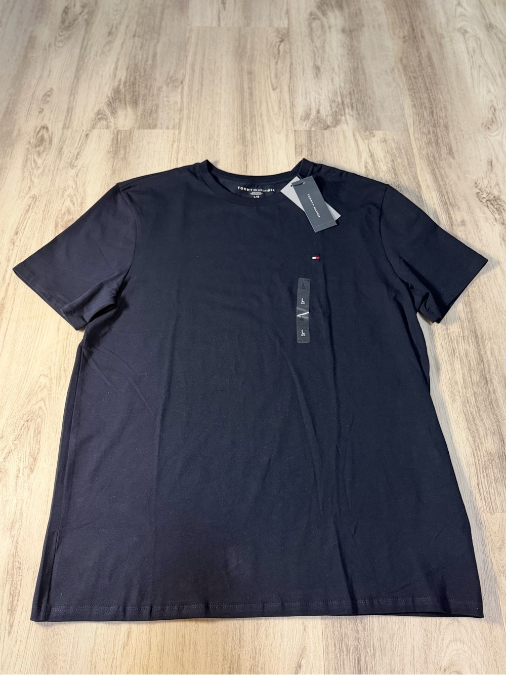 Tommy Hilfiger Men's Navy Crew Neck Short Sleeve Tee